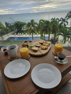 Escape to the Pacific of Panama